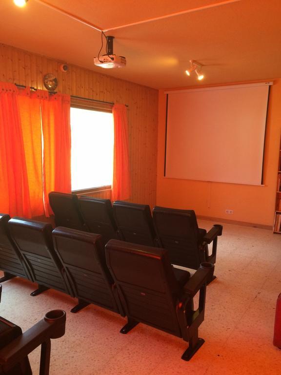 וילאיונגה דה טר Bungalows Conca De Ter מראה חיצוני תמונה